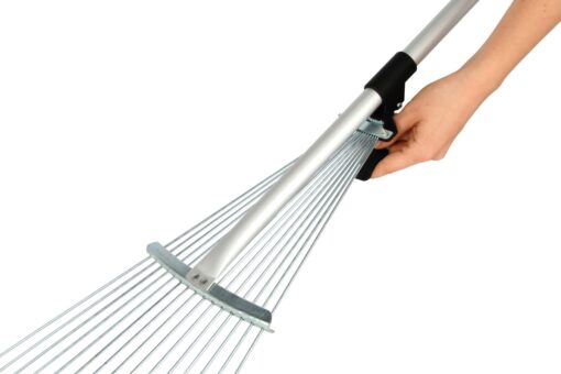 Manure Scraper with telescopic handle - Image 3