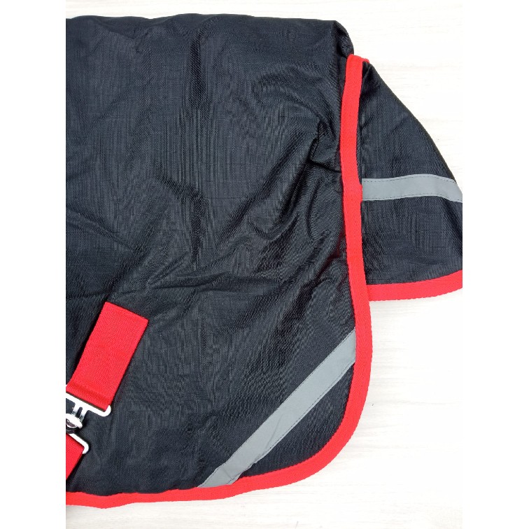 Winter Blanket Fixed Neck 500 gram Black-Red - Image 3