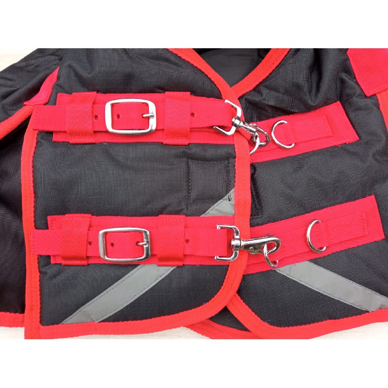 Winter Blanket Fixed Neck 500 gram Black-Red - Image 4